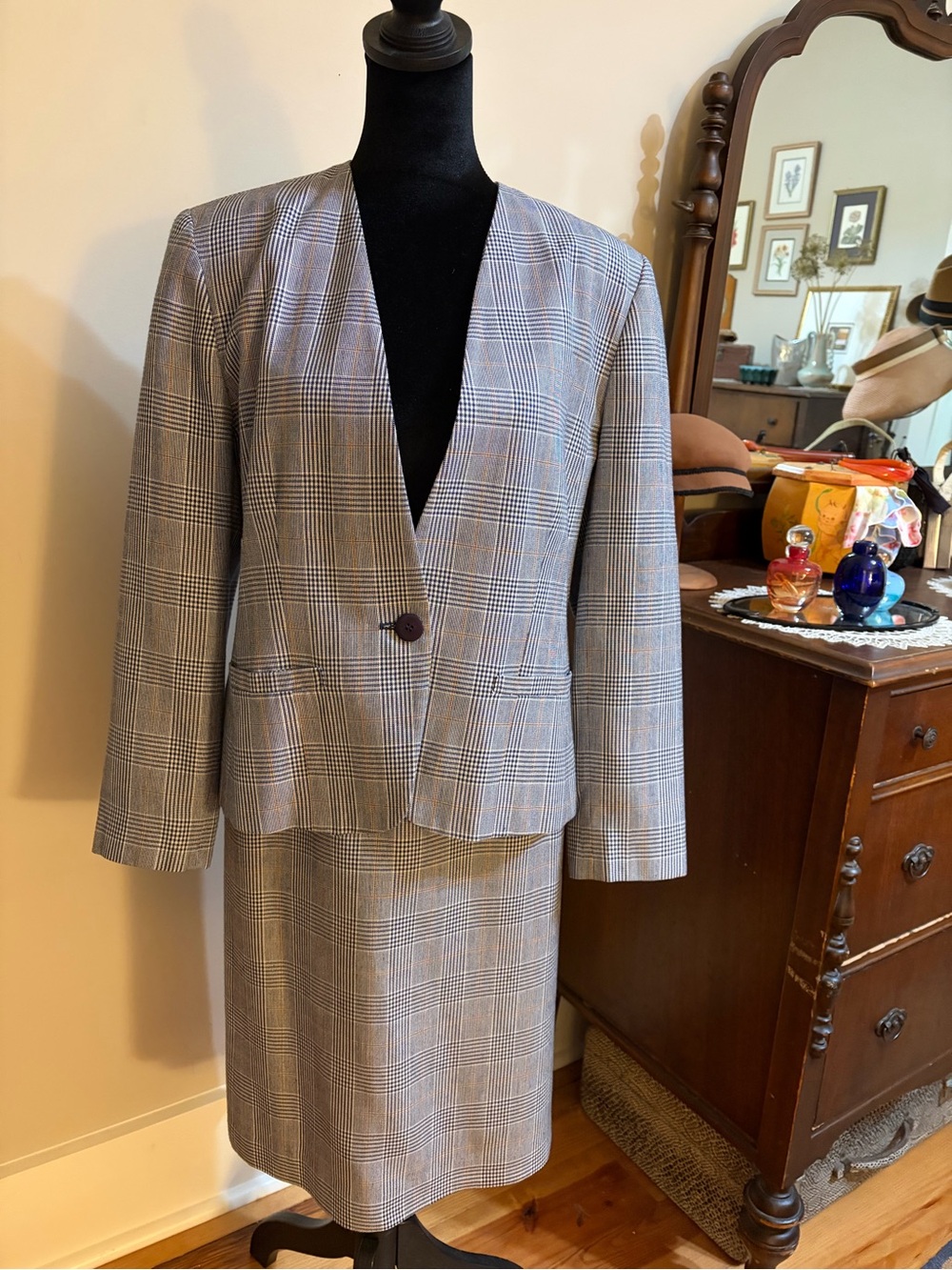 Vintage Gray Plaid Women's Suit Jacket & Skirt - Pendleton Country Sophisticate